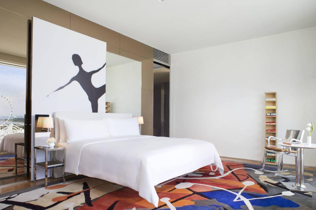 Chairman Suite Marina Bay View Executive Lounge Access